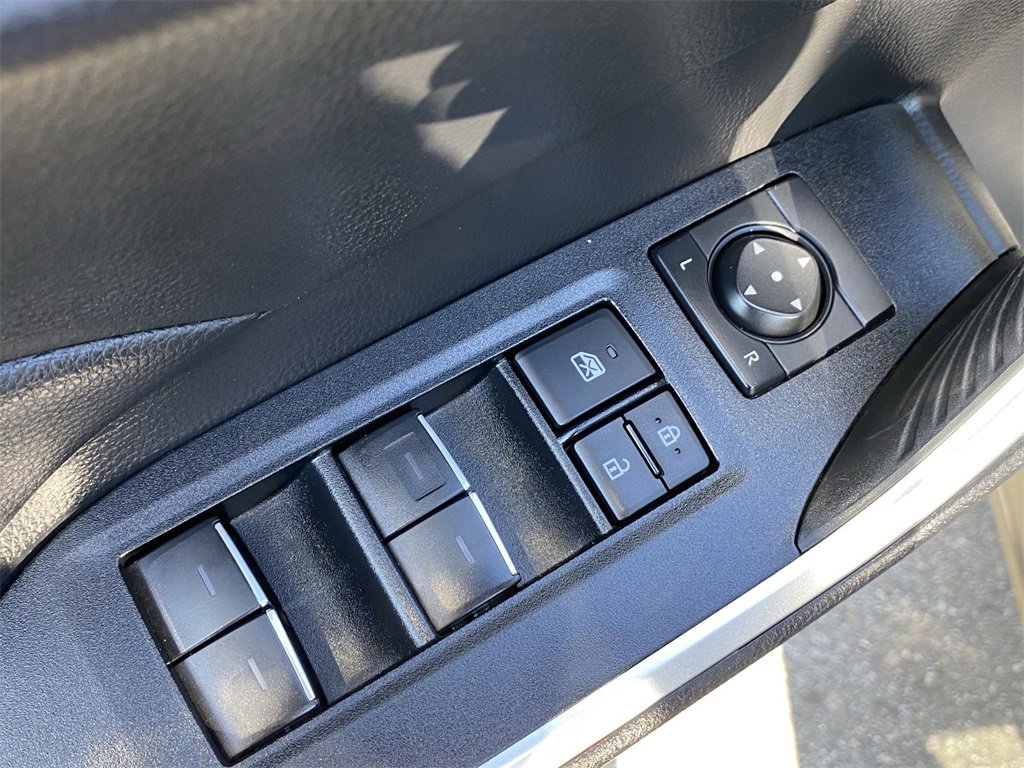 Certified 2025 Toyota RAV4 XLE Premium image 22