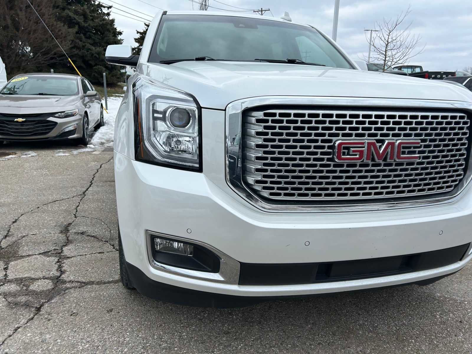 Used 2017 GMC Yukon Denali w/ Open Road Package image 6