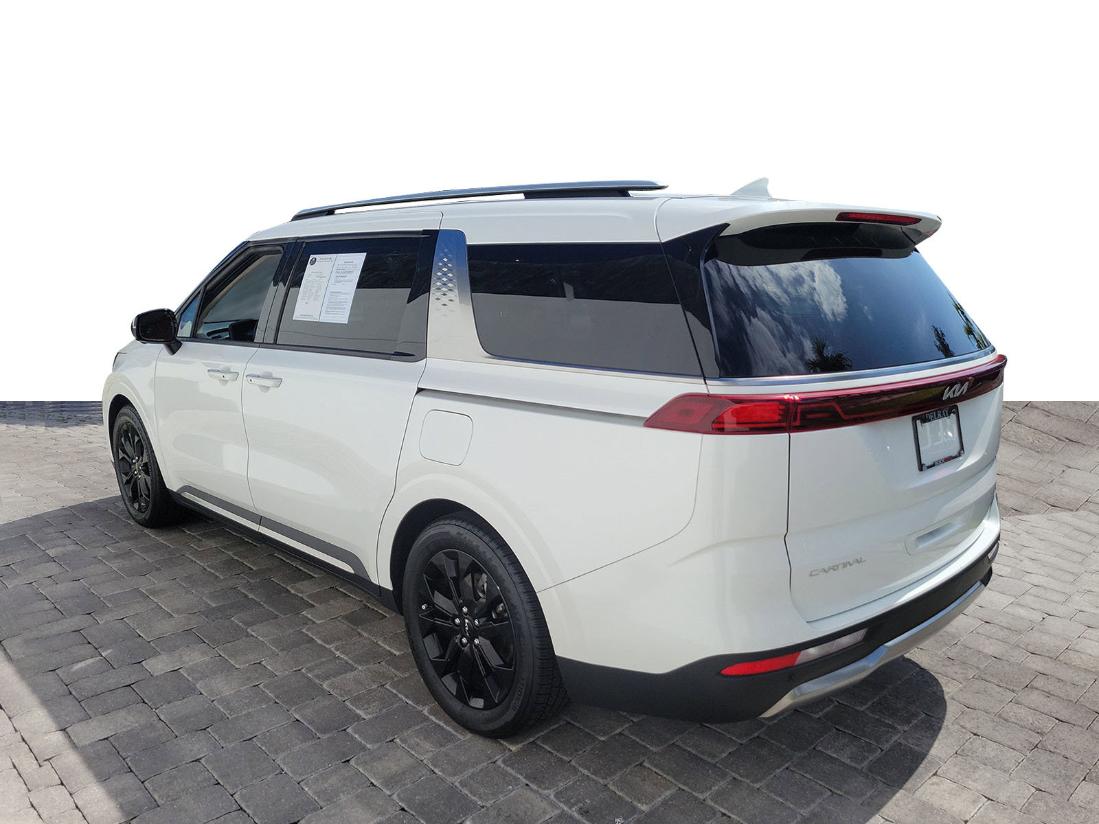 Used 2024 Kia Carnival SX Prestige FWD image 4
