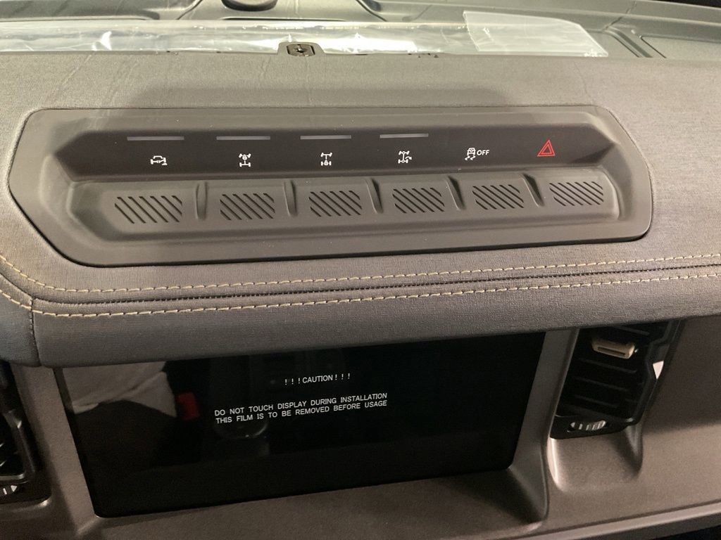 New 2025 Ford Bronco Badlands w/ Sasquatch Package image 13