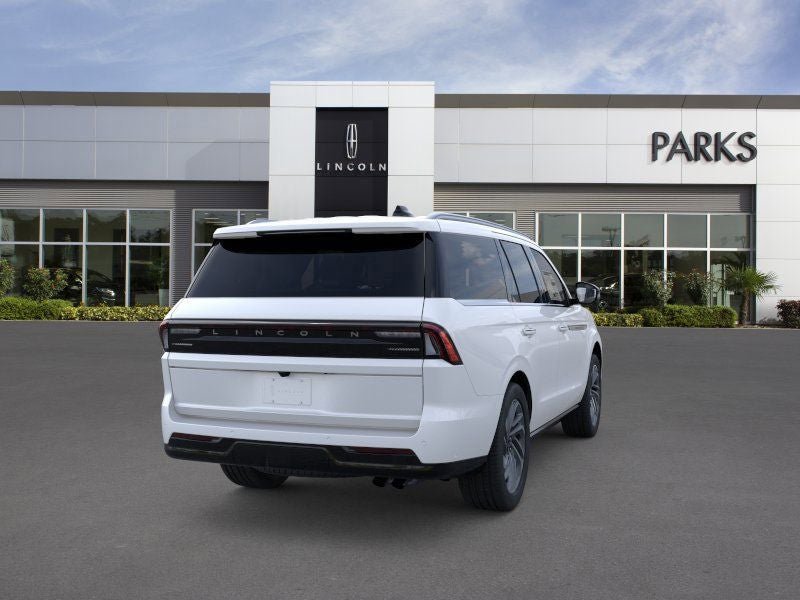 New 2026 Lincoln Navigator Reserve AWD/4WD image 8