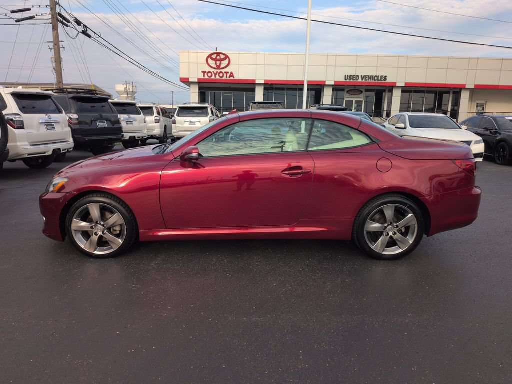 Used 2010 Lexus IS 250C RWD image 2
