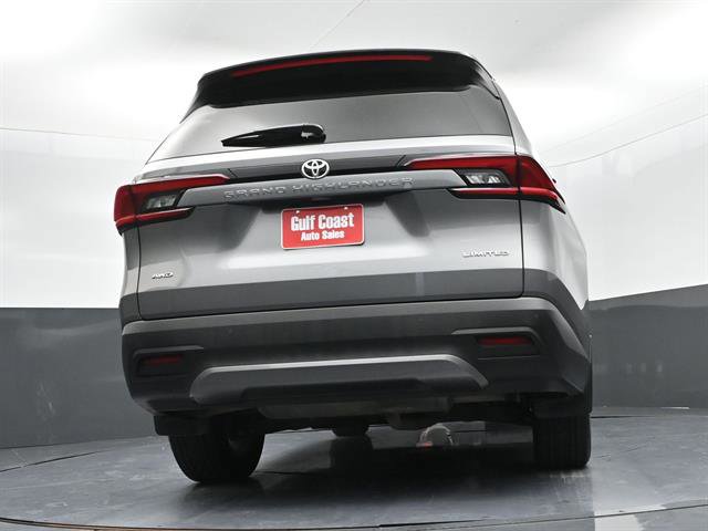 Certified 2025 Toyota Grand Highlander AWD image 36