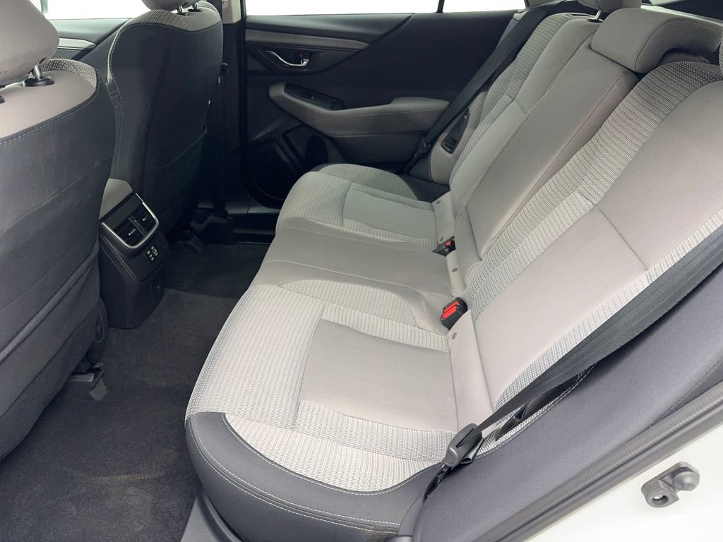 Used 2025 Subaru Outback Premium AWD/4WD image 33