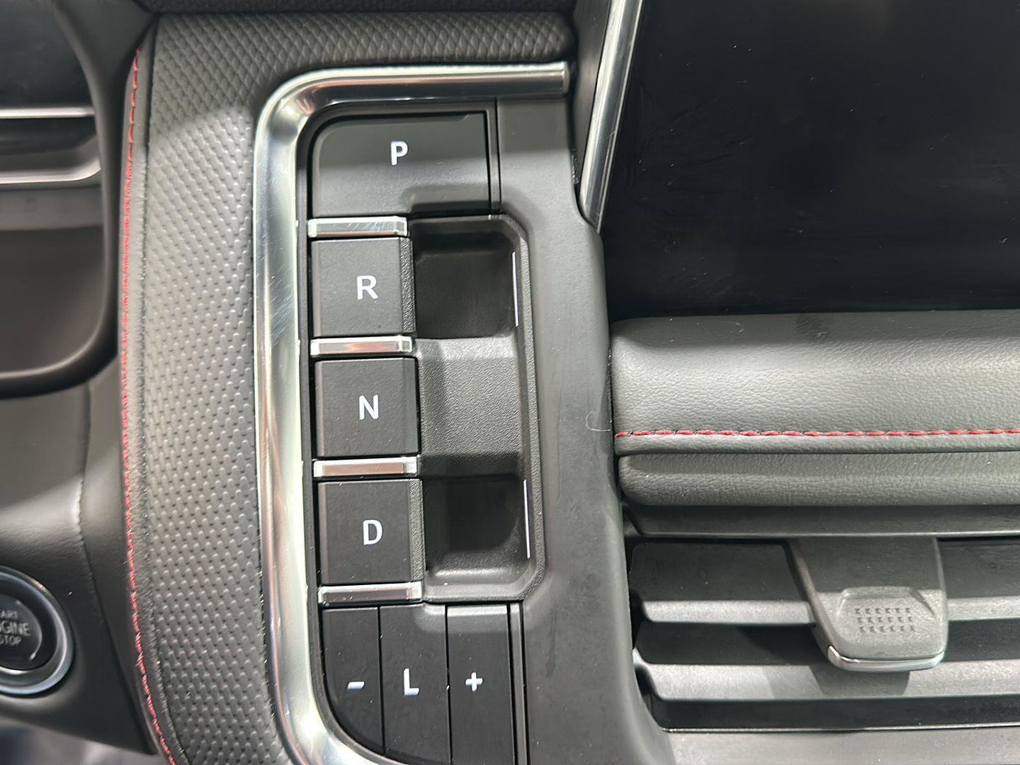 Used 2023 Chevrolet Tahoe RST image 10