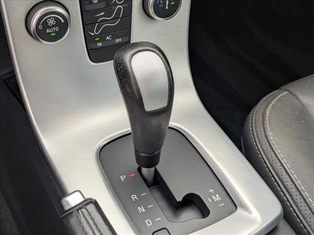 Used 2012 Volvo C70 T5 image 12