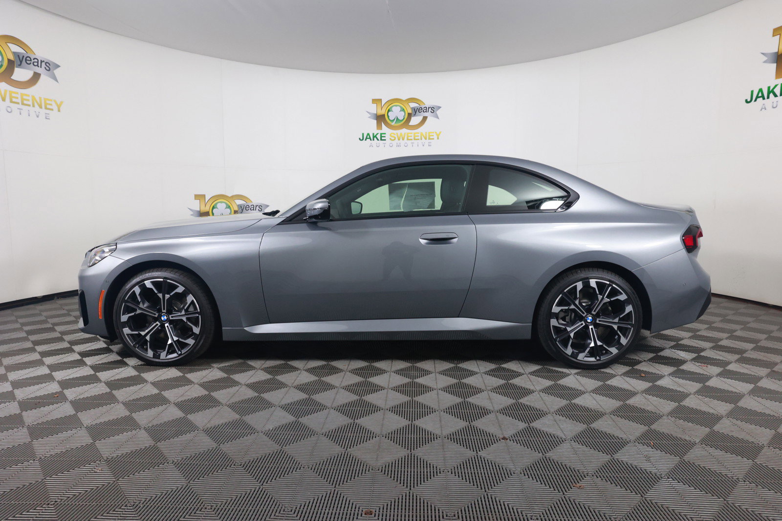 Certified 2025 BMW 230i xDrive Coupe w/ M Sport Package image 4