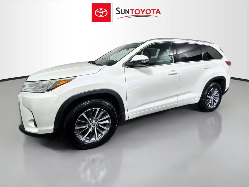 Used 2018 Toyota Highlander XLE FWD image 7