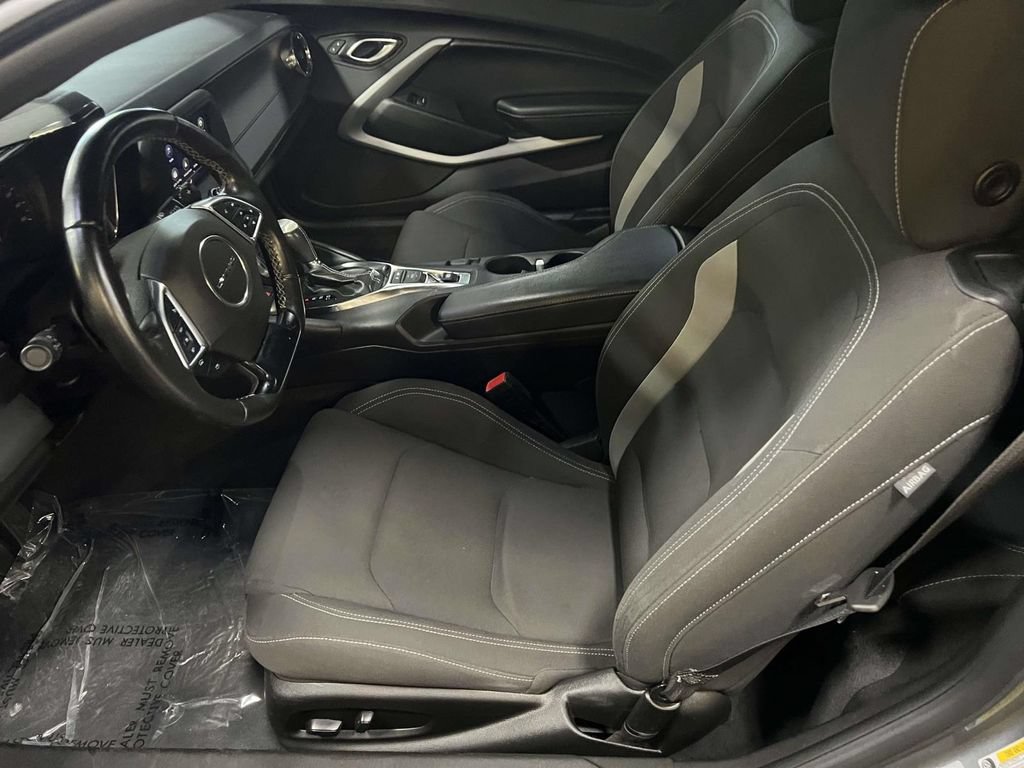 Used 2022 Chevrolet Camaro LT RWD image 13