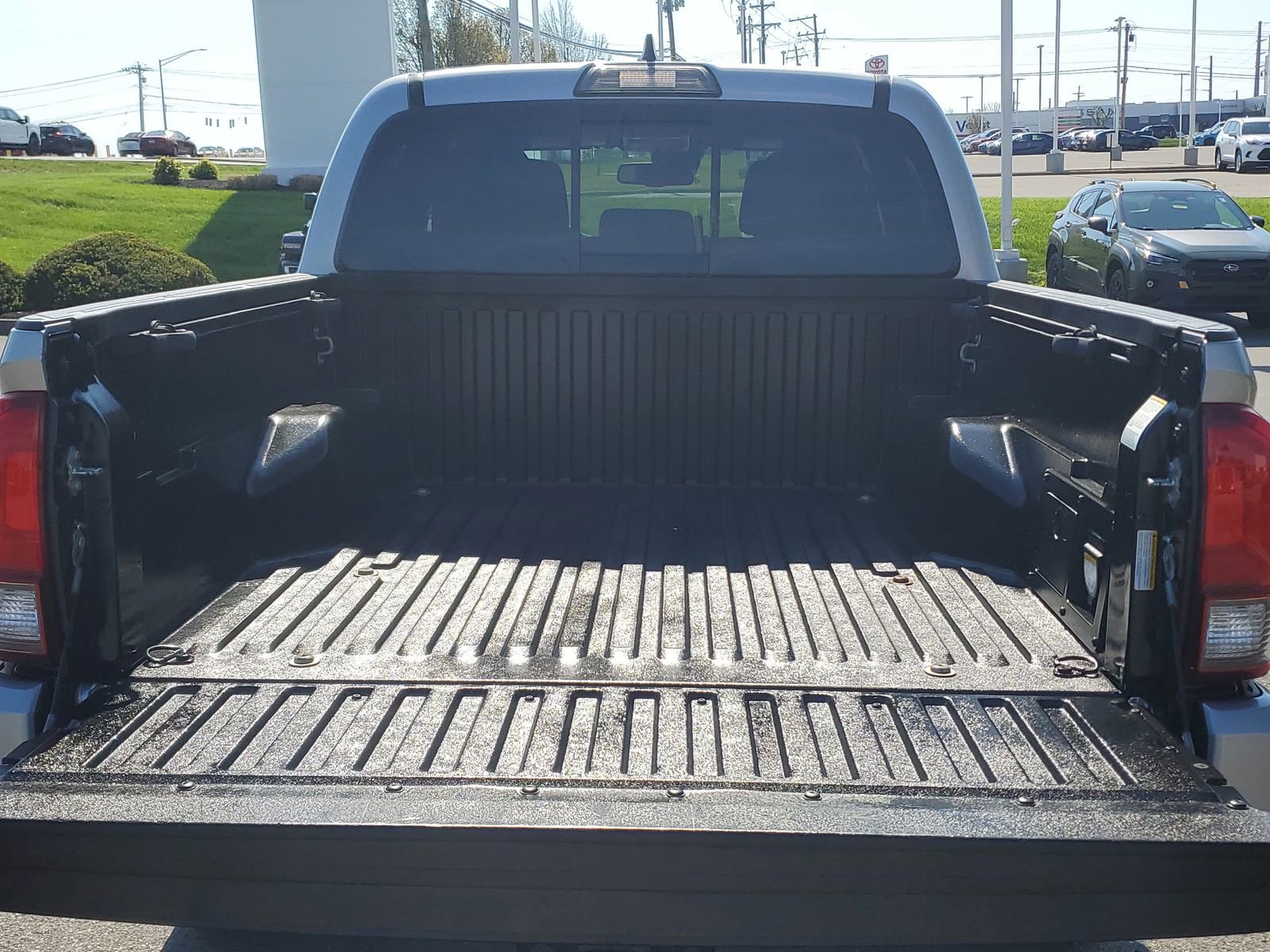 Certified 2019 Toyota Tacoma TRD Sport image 8