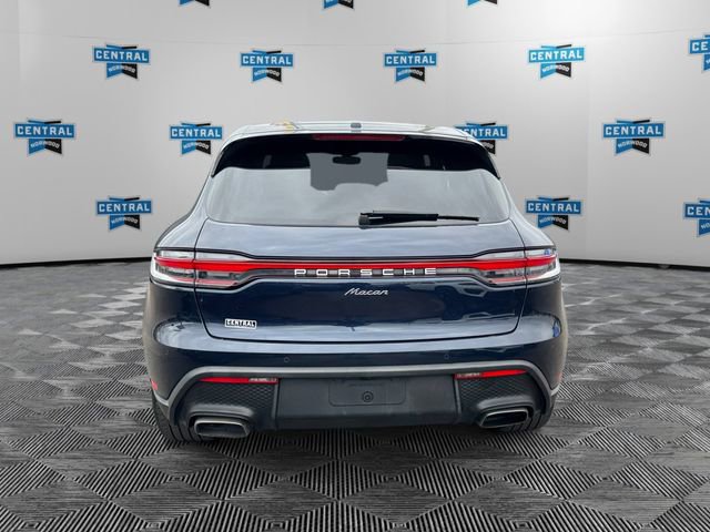 Used 2022 Porsche Macan image 4