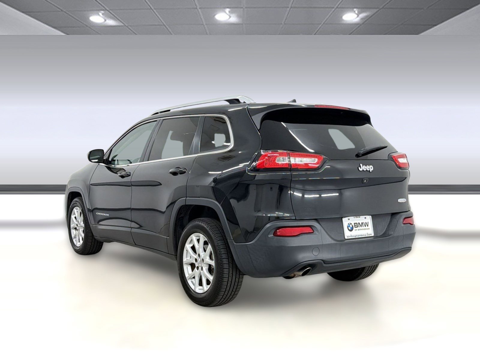 Used 2016 Jeep Cherokee Latitude image 3