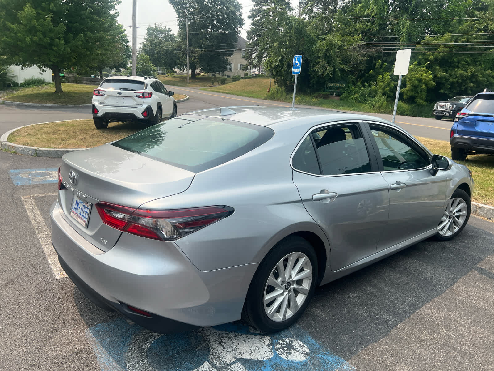 Used 2024 Toyota Camry LE w/ Convenience Package FWD image 3
