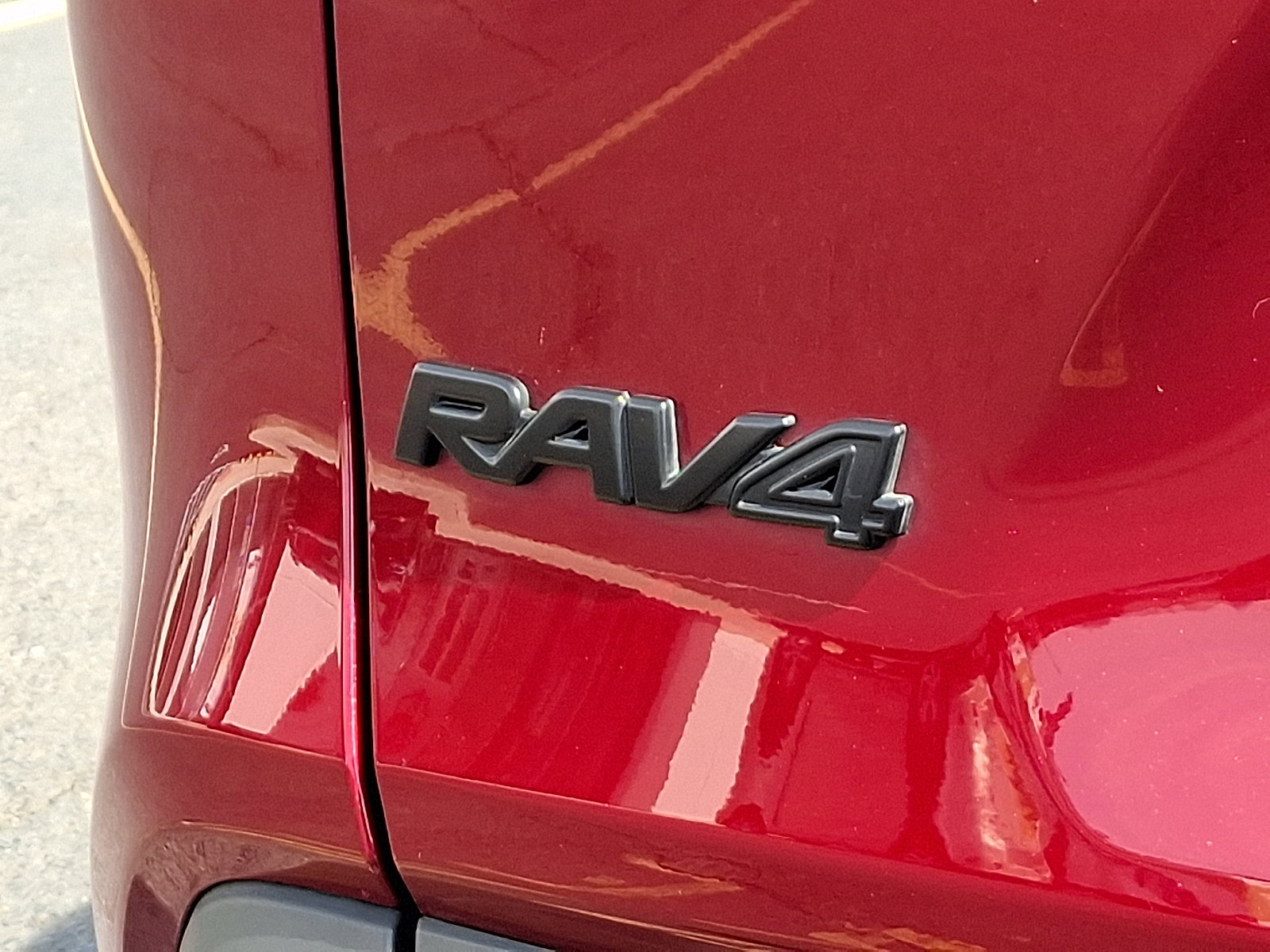 Used 2023 Toyota RAV4 XLE Premium image 32