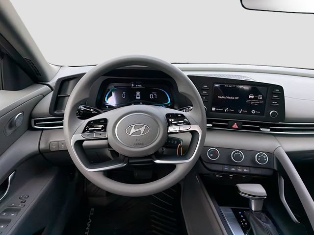 New 2026 Hyundai Elantra SE FWD image 21