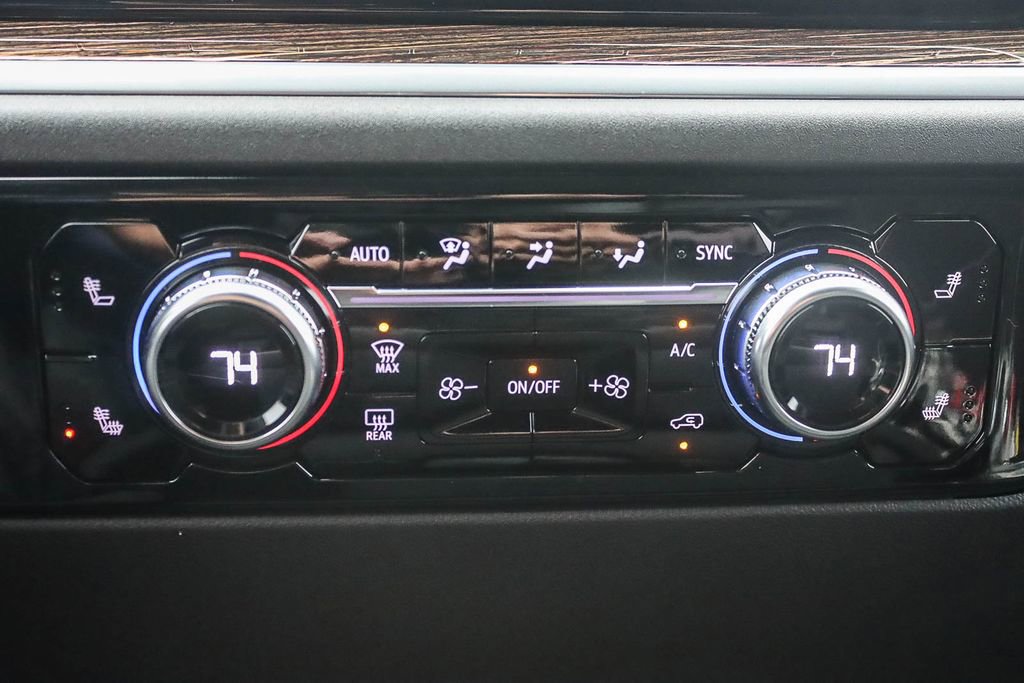 Used 2025 GMC Sierra 1500 Elevation image 31