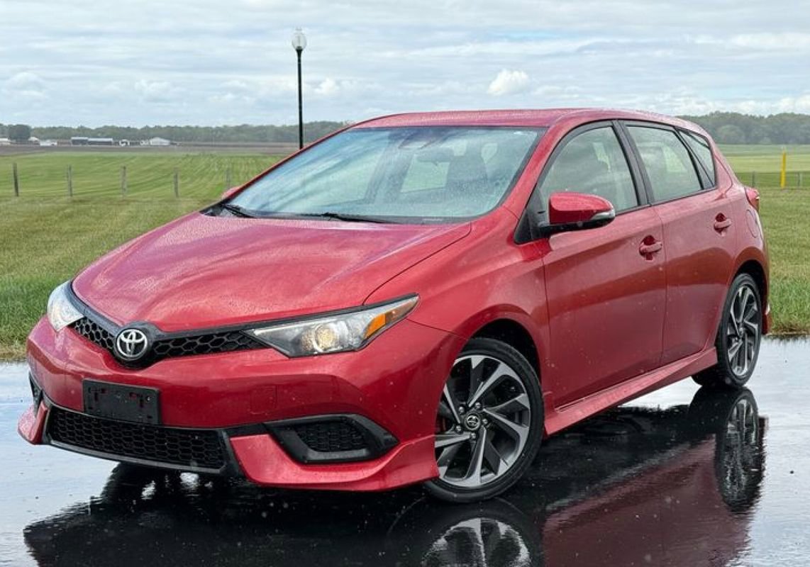 Used 2018 Toyota Corolla iM w/ All-Weather Mat Package