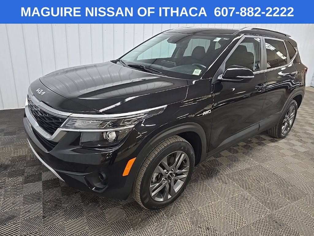 Used 2023 Kia Seltos S w/ Navigation Package AWD/4WD image 8