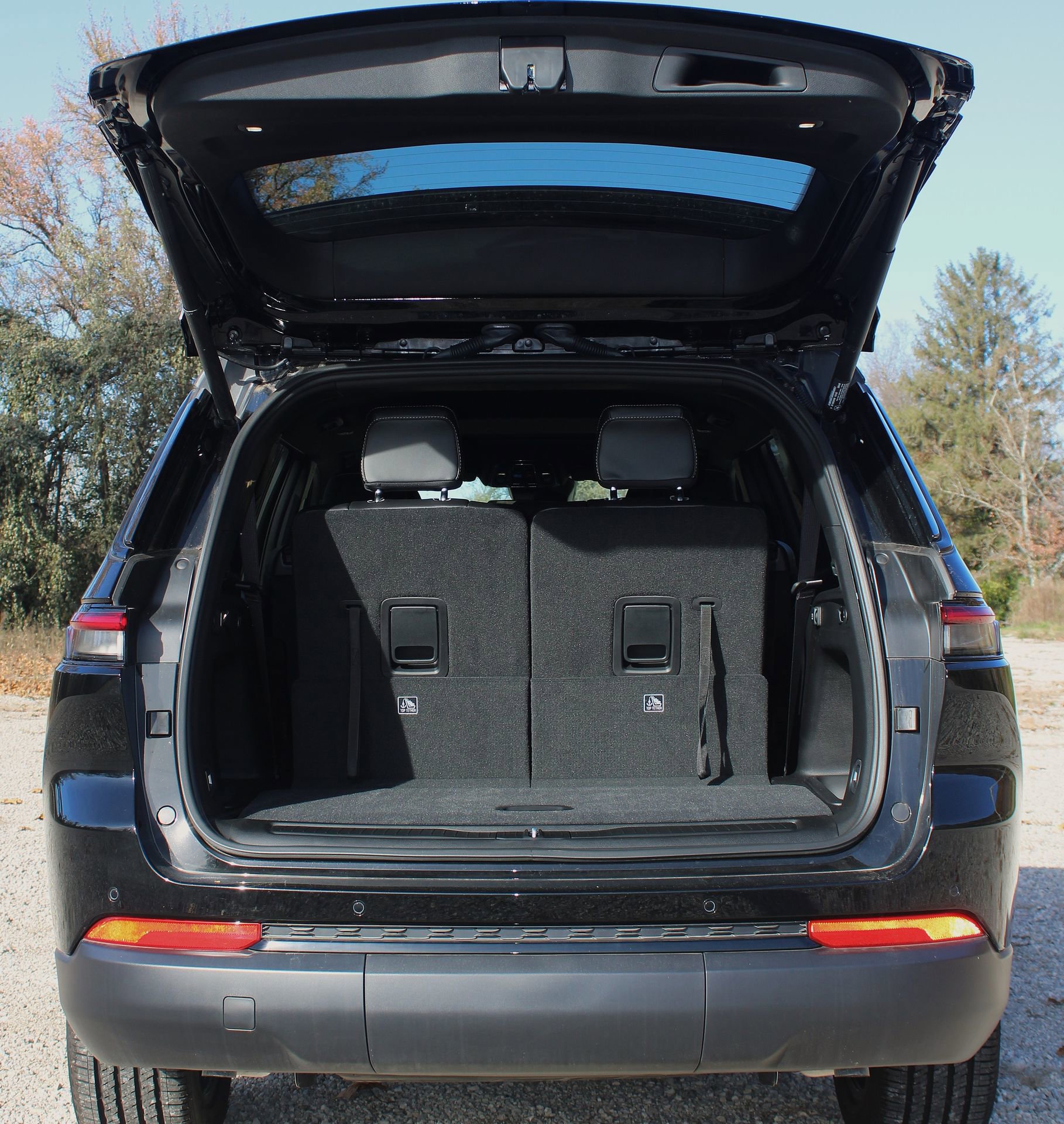 New 2025 Jeep Grand Cherokee L Altitude image 10