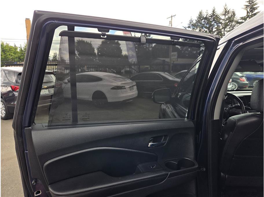 Used 2020 Honda Pilot Black Edition image 34