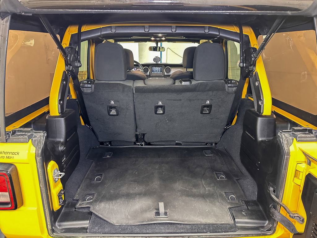 Used 2019 Jeep Wrangler Unlimited Sport S AWD/4WD image 16
