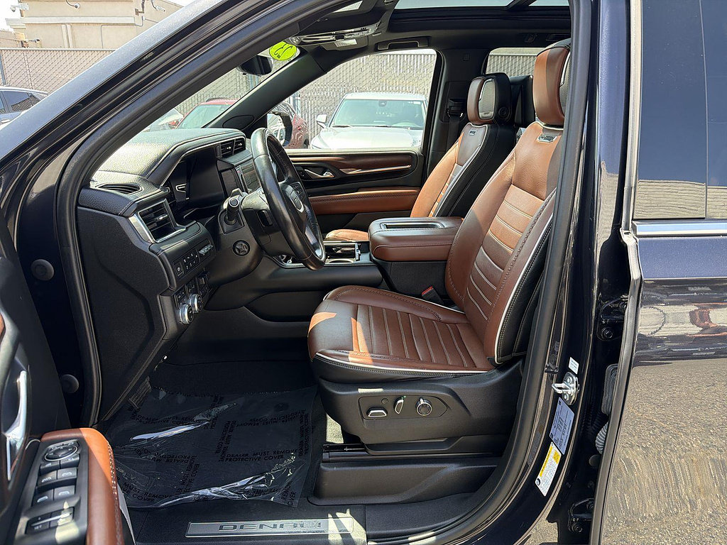 Used 2023 GMC Yukon Denali Ultimate AWD/4WD image 19