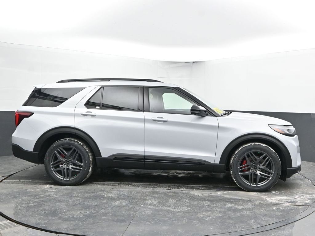 New 2026 Ford Explorer ST w/ Sun And Sound Package image 11