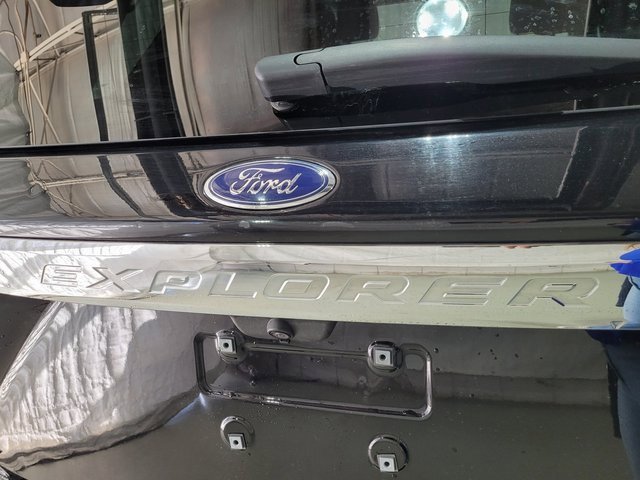 Used 2022 Ford Explorer XLT image 68