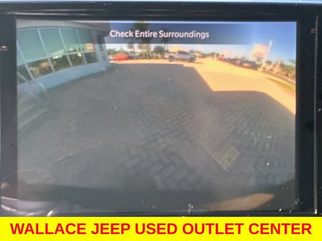Used 2025 Chrysler Pacifica Select FWD image 29