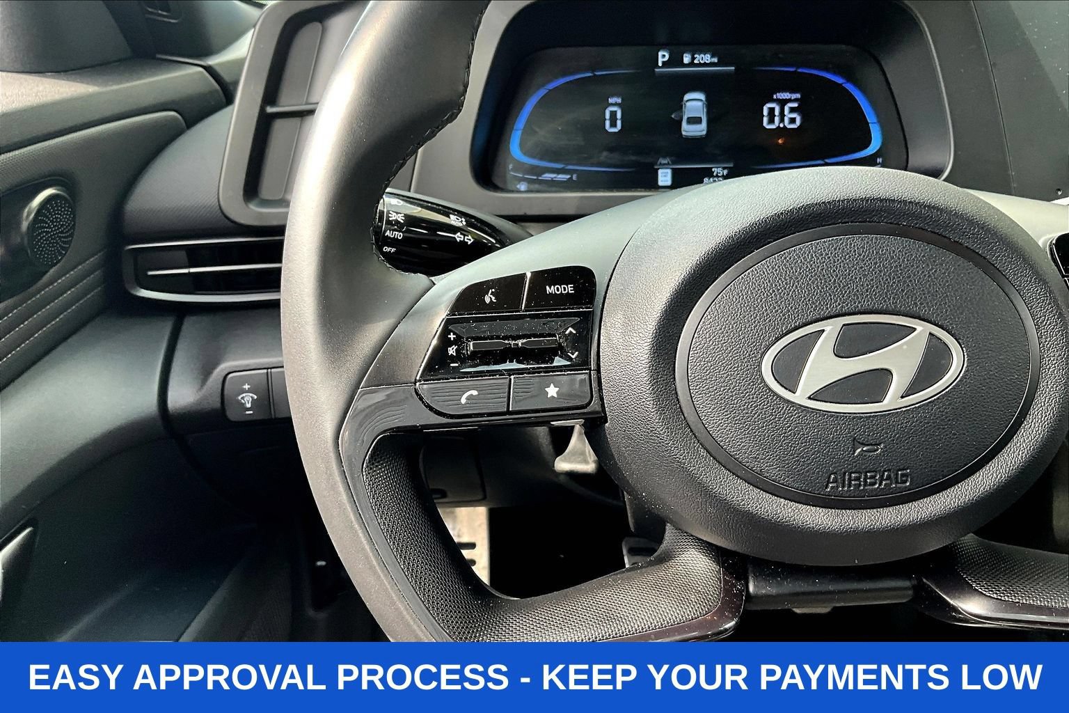 Used 2025 Hyundai Elantra Sport FWD image 15