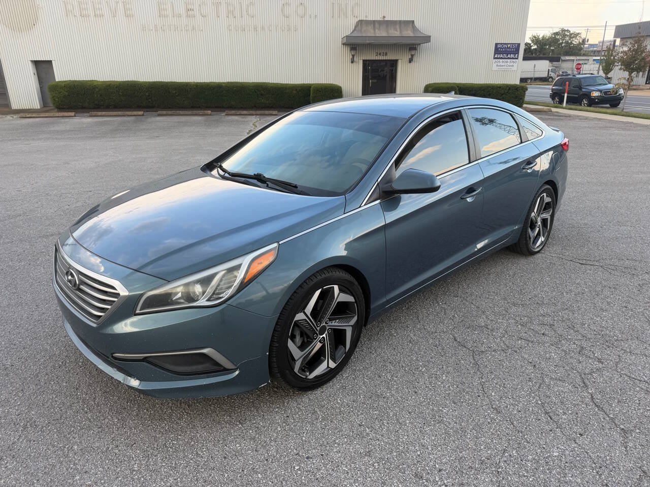 Used 2017 Hyundai Sonata SE FWD image 10