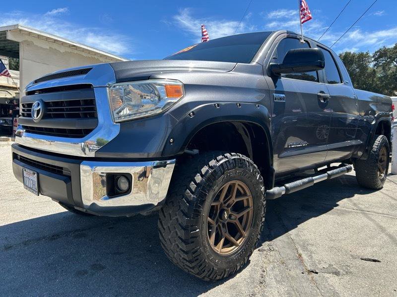 Used 2014 Toyota Tundra SR5 w/ SR5 Upgrade Package RWD image 1