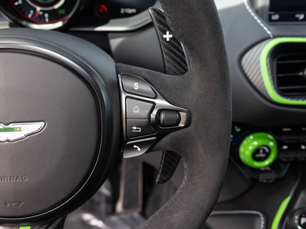 Used 2023 Aston Martin V12 Vantage RWD image 31