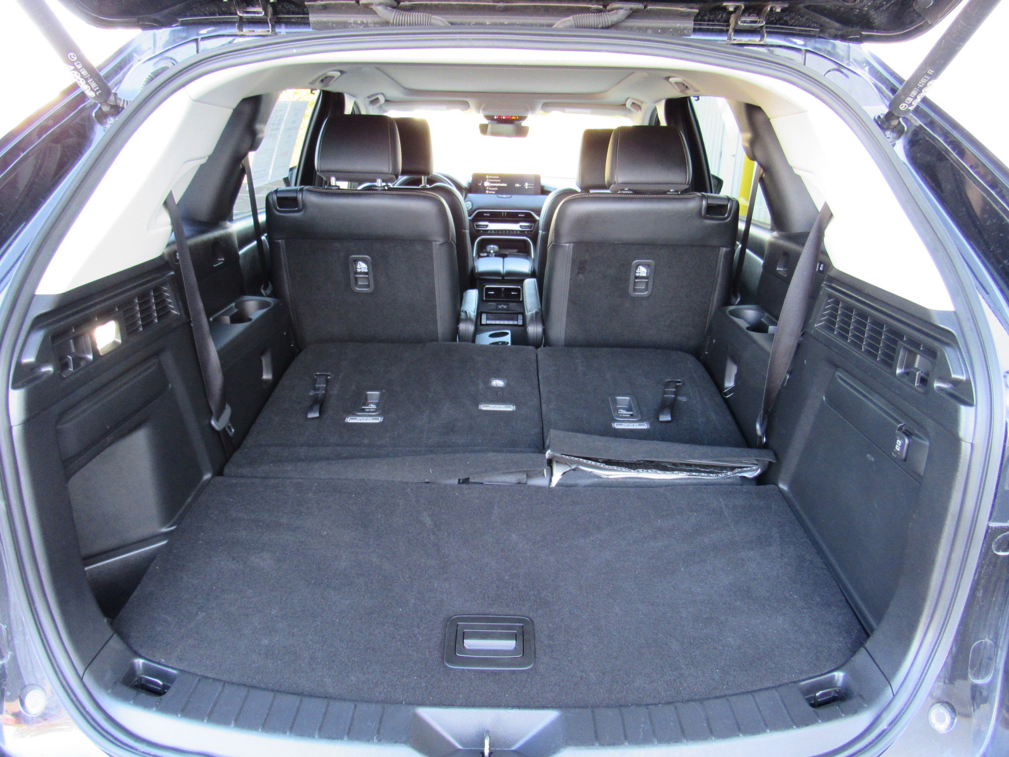 Used 2025 MAZDA CX-90 3.3 Turbo w/ Premium Sport Pkg image 46