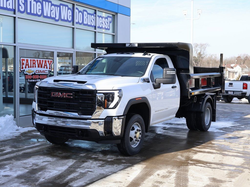 New 2026 GMC Sierra 3500 Pro w/ Convenience Package image 6