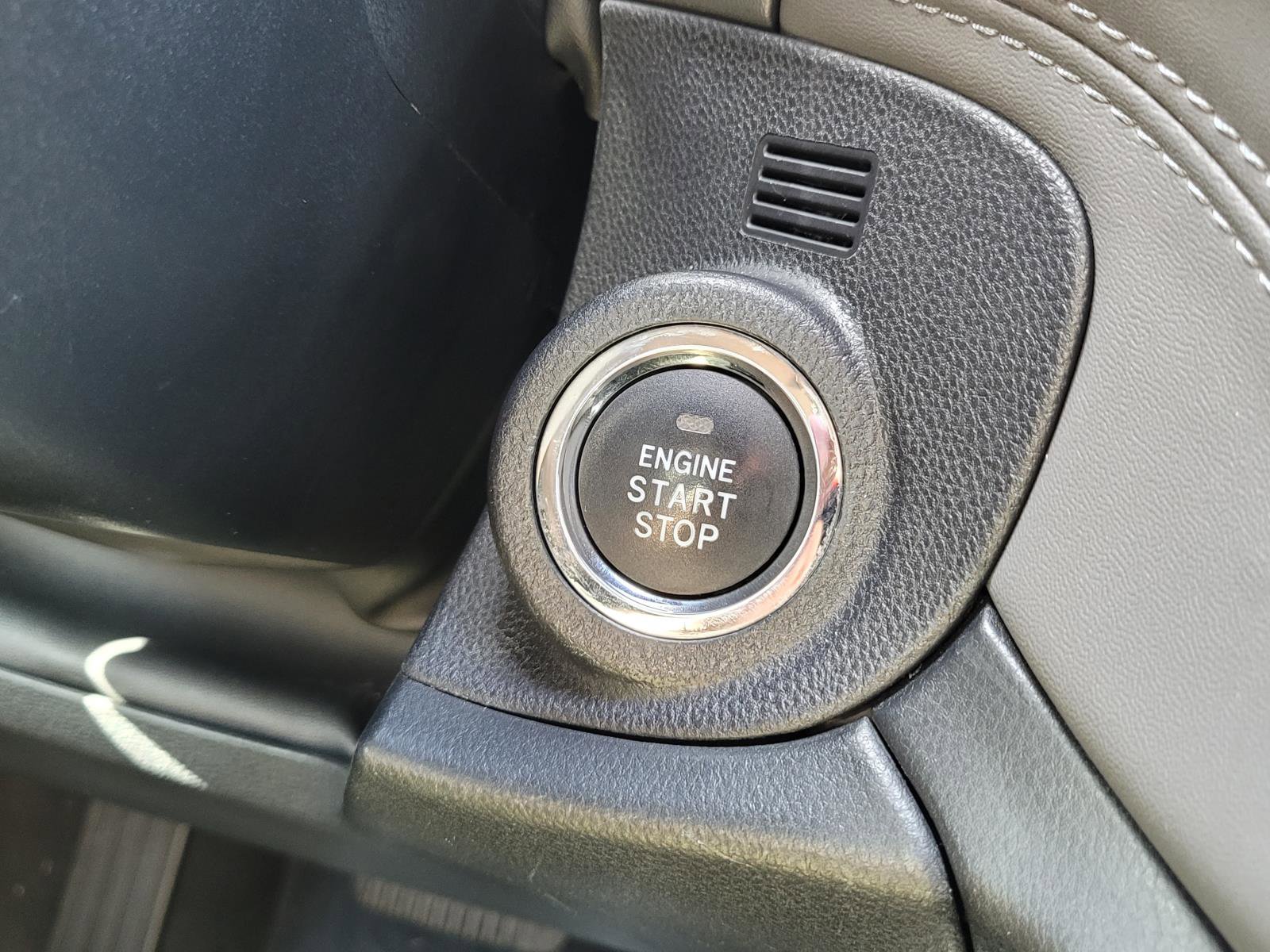 Certified 2023 Subaru Outback Onyx Edition image 14