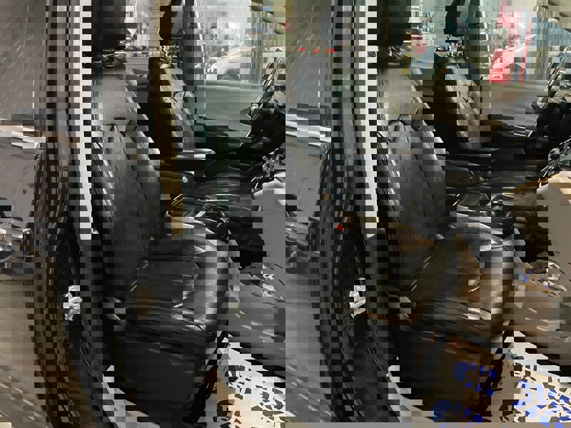 Used 2020 Chrysler Pacifica Touring-L image 17