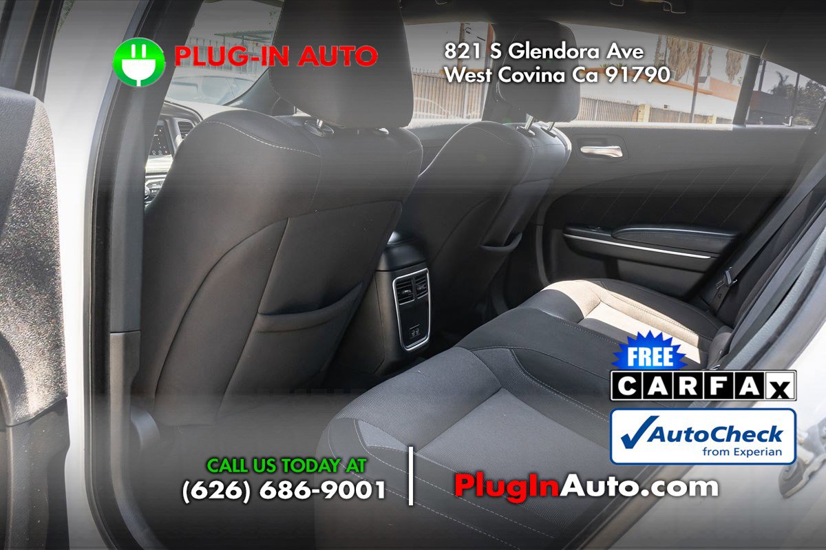 Used 2022 Dodge Charger SXT RWD image 8