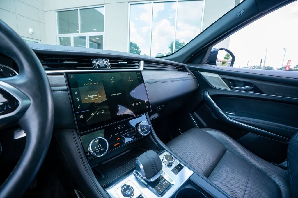Used 2023 Jaguar F-PACE S AWD/4WD image 34