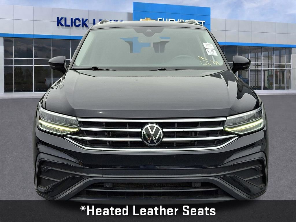 Used 2022 Volkswagen Tiguan SE AWD/4WD image 2