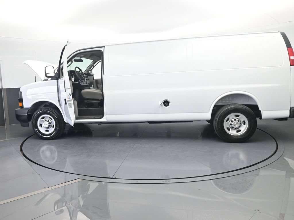 New 2026 Chevrolet Express 2500 Extended w/ Driver Convenience Package RWD image 70
