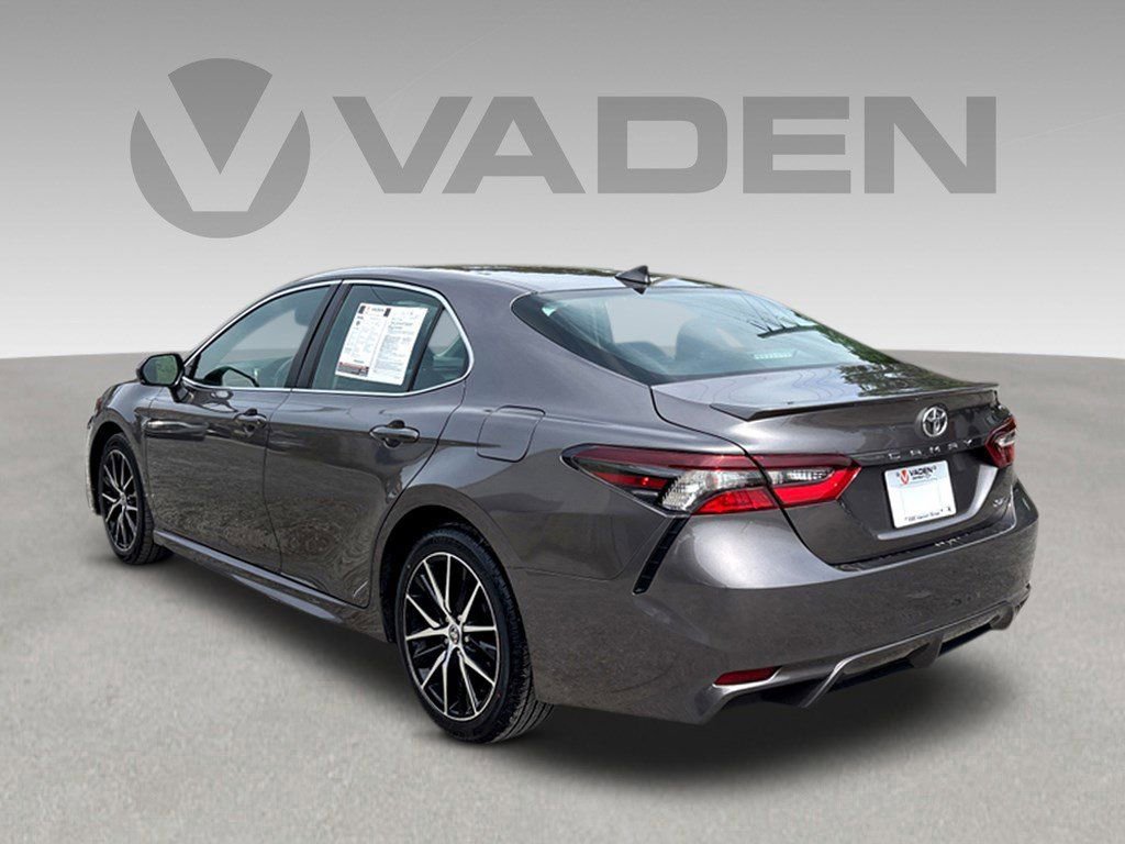 Used 2024 Toyota Camry SE FWD image 21