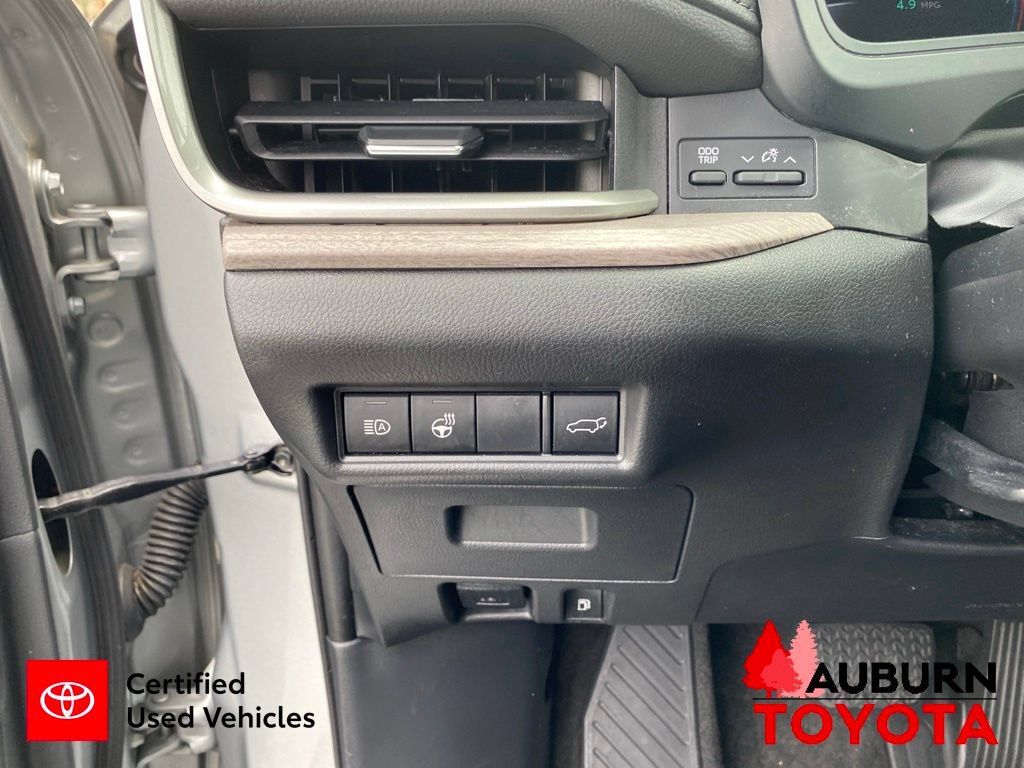 Certified 2024 Toyota Grand Highlander AWD image 42