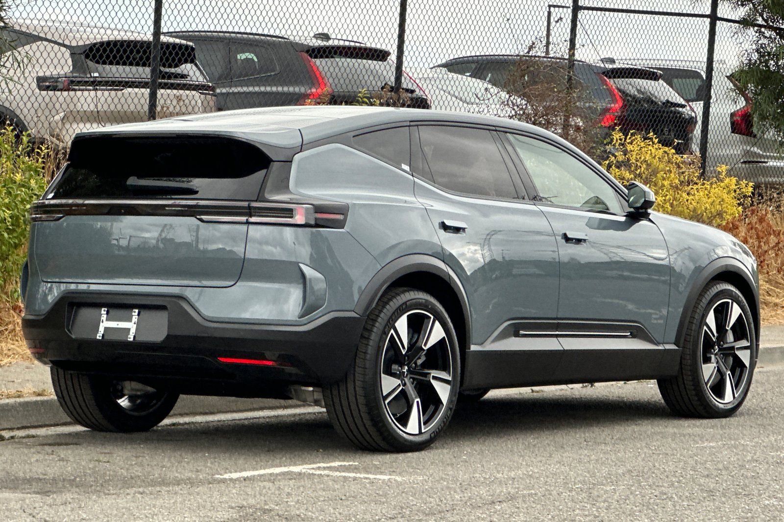 New 2025 Polestar Polestar 3 image 2