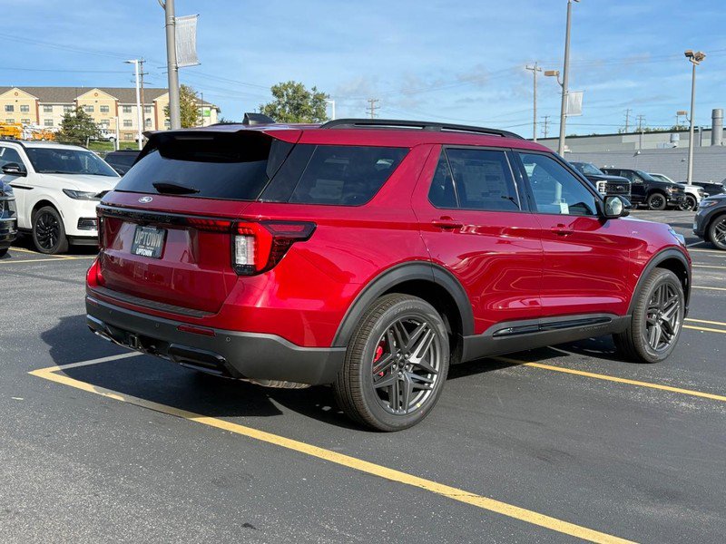 New 2027 Ford Explorer ST-Line AWD/4WD image 3