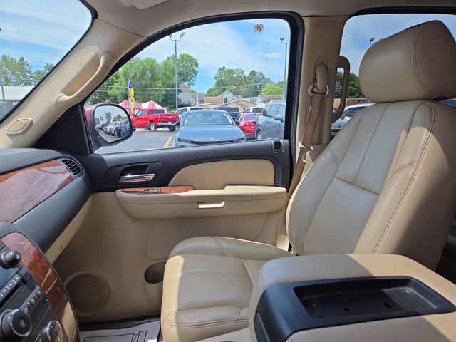 Used 2007 Chevrolet Tahoe LT w/ LT Preferred Equipment Group AWD/4WD image 44