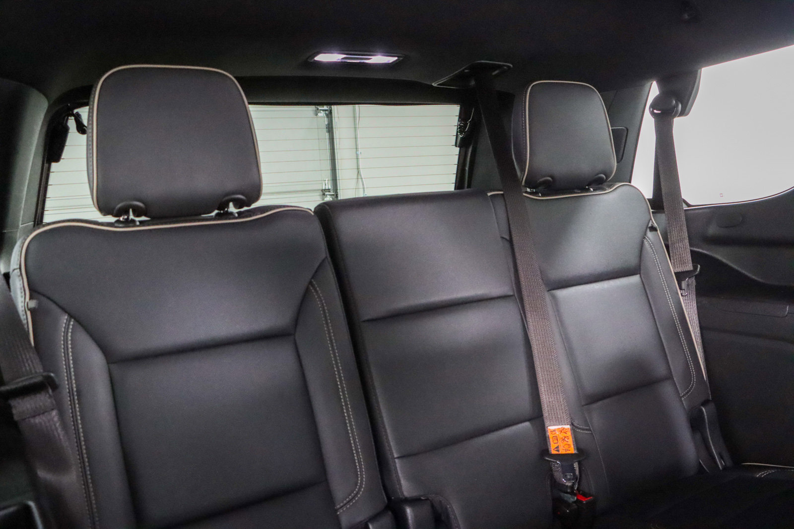 Used 2023 GMC Yukon SLT w/ SLT Luxury Package AWD/4WD image 33