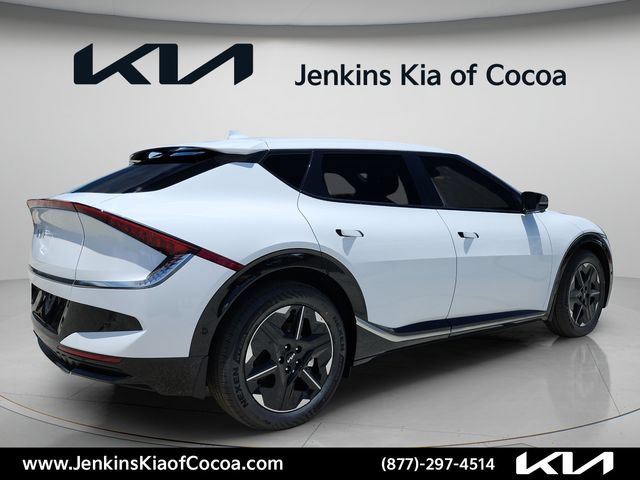 New 2026 Kia EV6 Wind RWD image 4