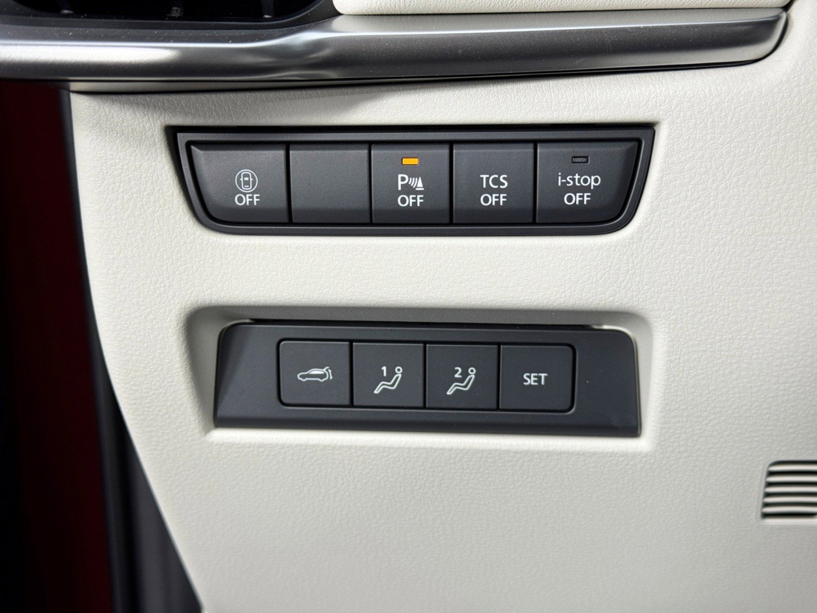 Used 2025 MAZDA CX-90 3.3 Turbo w/ Premium Plus Pkg image 18