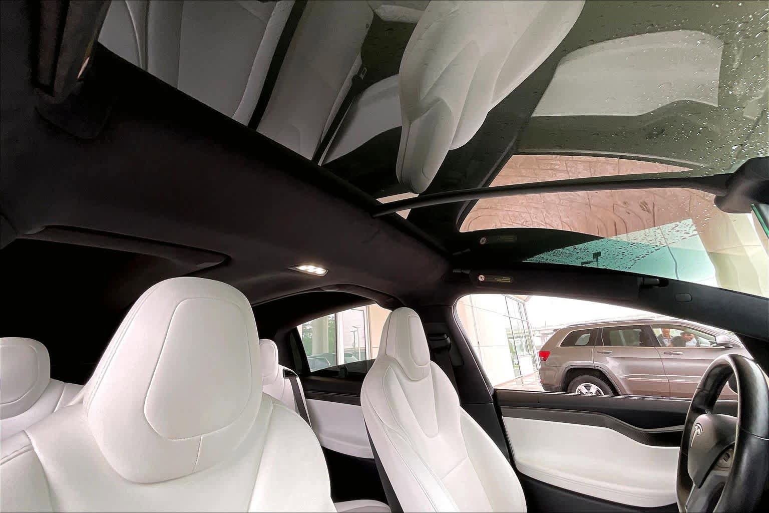 Used 2018 Tesla Model X 100D AWD/4WD image 12